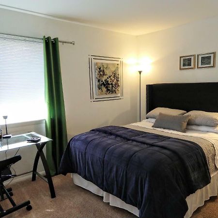 Delightful Townhome - Central Raleigh Location Exterior photo