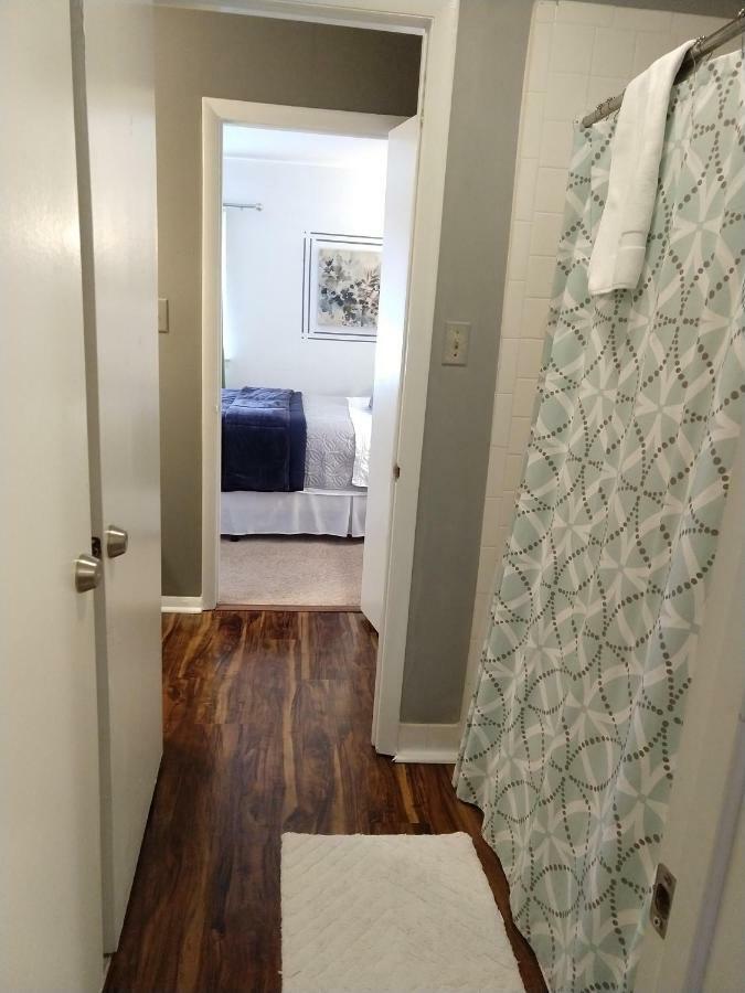 Delightful Townhome - Central Raleigh Location Exterior photo