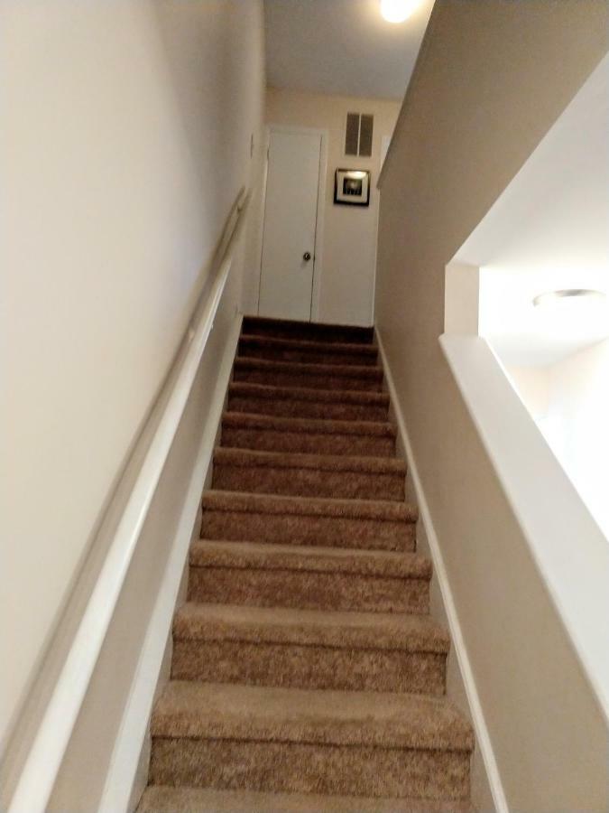 Delightful Townhome - Central Raleigh Location Exterior photo